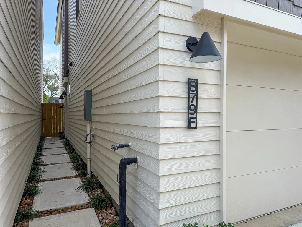 879 Rachel Street F Houston TX 77091