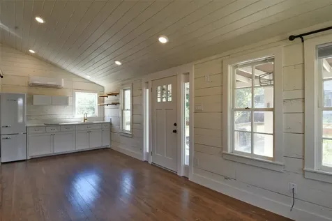 4875 Main Street Tiny Chappell Hill TX 77426