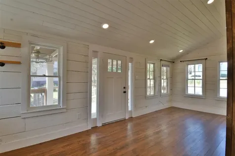 4875 Main Street Tiny Chappell Hill TX 77426