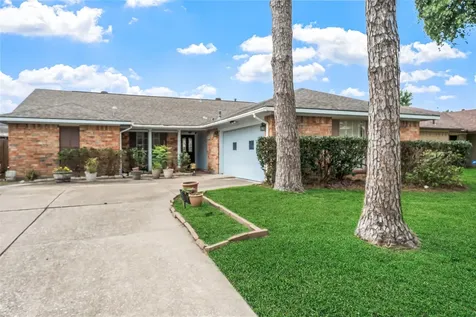 5523 Greenhill Forest Drive Houston TX 77088