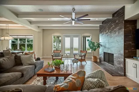 460 Bay Club Drive Seadrift TX 77983