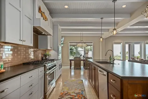 460 Bay Club Drive Seadrift TX 77983