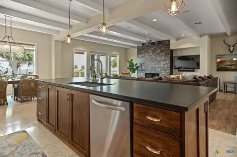 460 Bay Club Drive Seadrift TX 77983