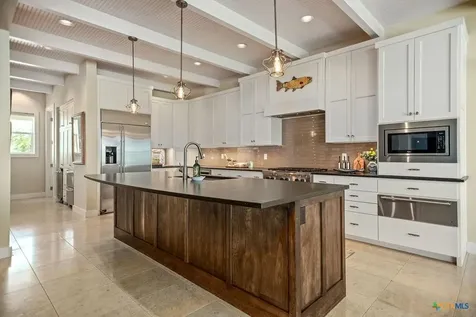 460 Bay Club Drive Seadrift TX 77983