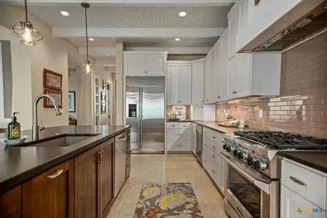 460 Bay Club Drive Seadrift TX 77983