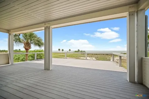 460 Bay Club Drive Seadrift TX 77983