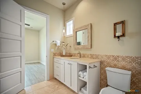460 Bay Club Drive Seadrift TX 77983