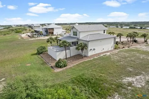 460 Bay Club Drive Seadrift TX 77983