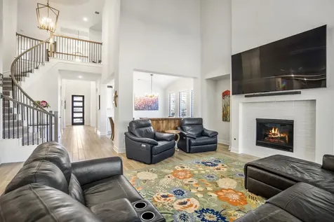 208 Twinflower Trail Court Conroe TX 77318