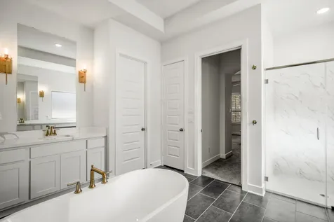 208 Twinflower Trail Court Conroe TX 77318
