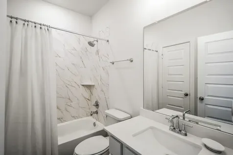 208 Twinflower Trail Court Conroe TX 77318