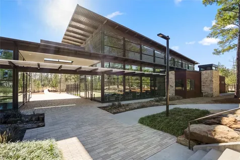 208 Twinflower Trail Court Conroe TX 77318