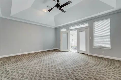 9 Versante Court Houston TX 77070