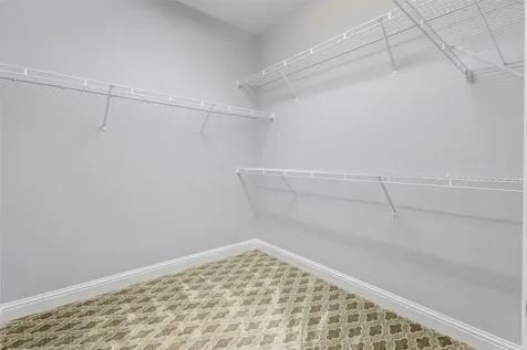 9 Versante Court Houston TX 77070