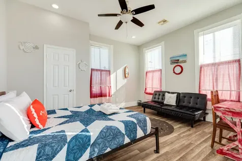 415 14th Street Galveston TX 77550