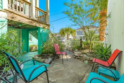415 14th Street Galveston TX 77550