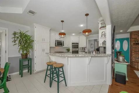 2905 Aztec Court College Station TX 77845