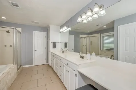2905 Aztec Court College Station TX 77845