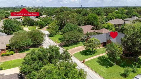 2905 Aztec Court College Station TX 77845