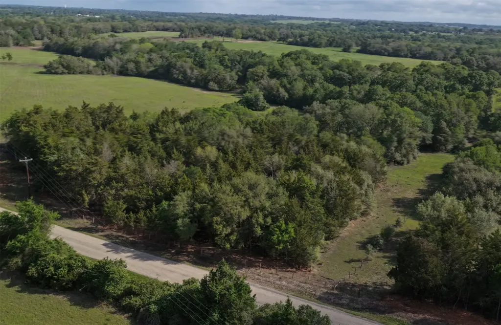 5 Baranowski Road Brenham TX 77833