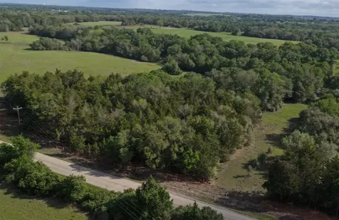 5 Baranowski Road Brenham TX 77833