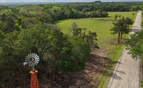 5 Baranowski Road Brenham TX 77833