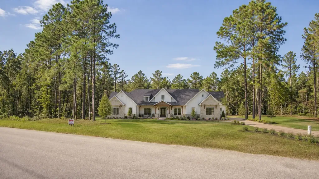 185 Rim Rock Road Huntsville TX 77340