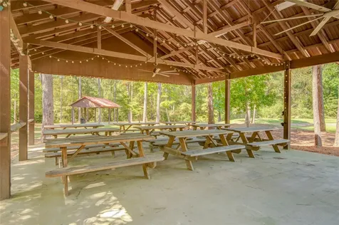 185 Rim Rock Road Huntsville TX 77340