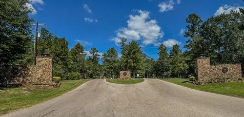 185 Rim Rock Road Huntsville TX 77340