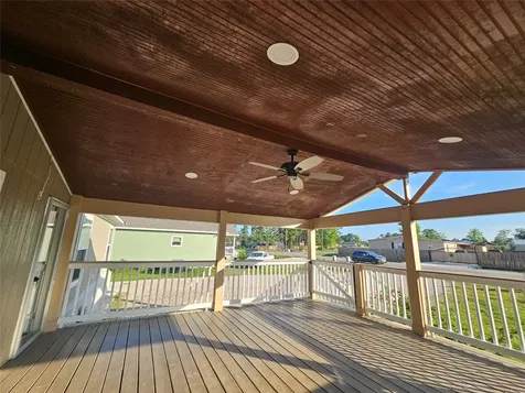 242 Brook Park Drive Conroe TX 77303