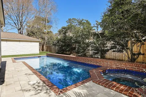 6 Thornbush Place The Woodlands TX 77381