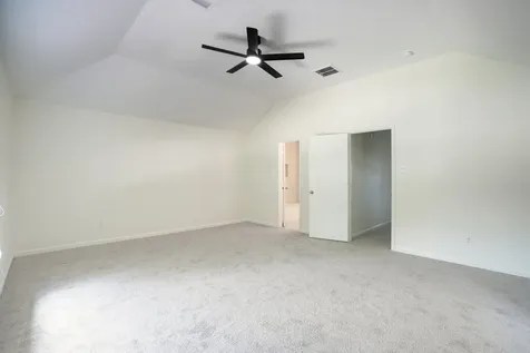 4419 Crossvine Avenue Baytown TX 77521