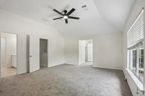 4419 Crossvine Avenue Baytown TX 77521
