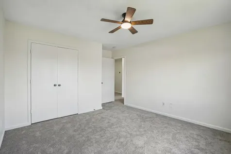 4419 Crossvine Avenue Baytown TX 77521