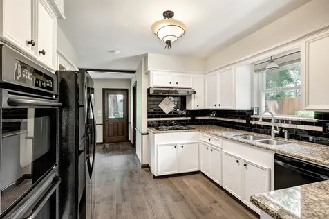 10727 Piping Rock Lane Houston TX 77042