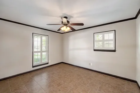 10727 Piping Rock Lane Houston TX 77042