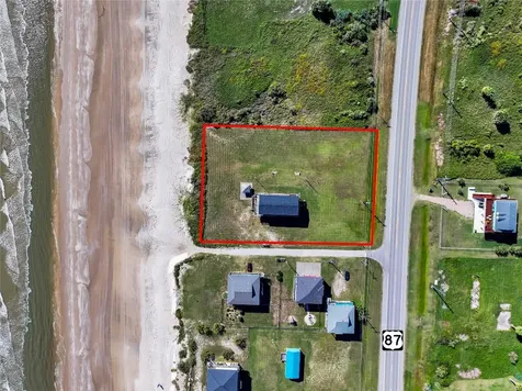 981 Dolly Street Gilchrist TX 77617