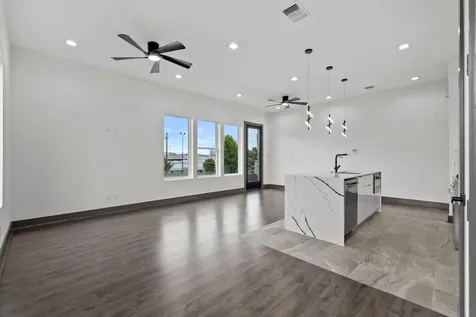 3114 Clay Street Houston TX 77003