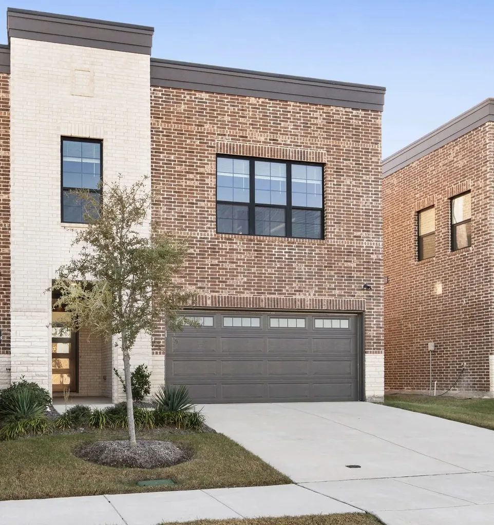 2041 Layla Drive Waxahachie TX 75165