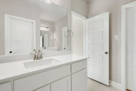 2041 Layla Drive Waxahachie TX 75165