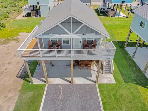 1094 Shady Lane Gilchrist TX 77617