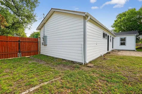 1505 Burt Street Bryan TX 77802