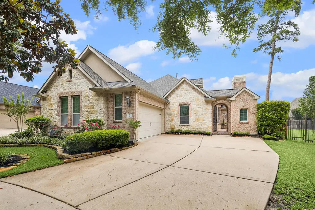 6 Chase Mills Place The Woodlands TX 77375