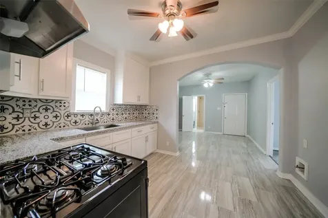 1111 Wooding Street Houston TX 77011