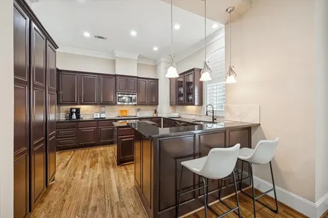 1604 W 24th Street Houston TX 77008
