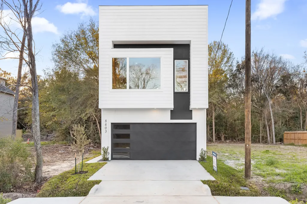 8403 Sunnyhill Street Houston TX 77088
