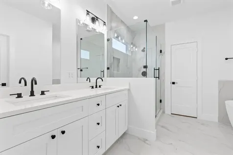 8403 Sunnyhill Street Houston TX 77088