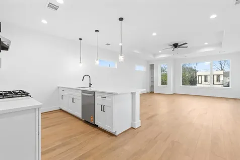 8403 Sunnyhill Street Houston TX 77088