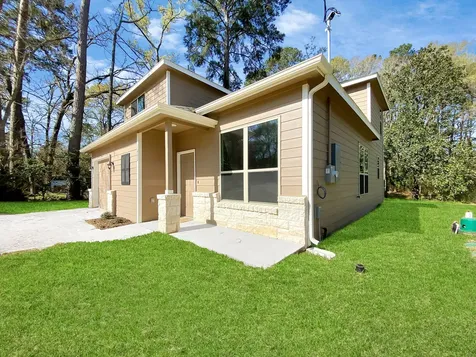 1202 Saint Lawrence River Road Montgomery TX 77316