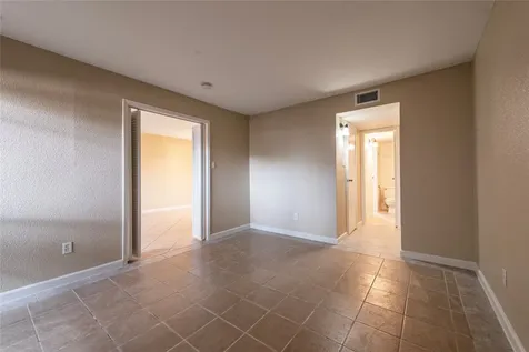 3005 Walnut Bend Lane 12 Houston TX 77042